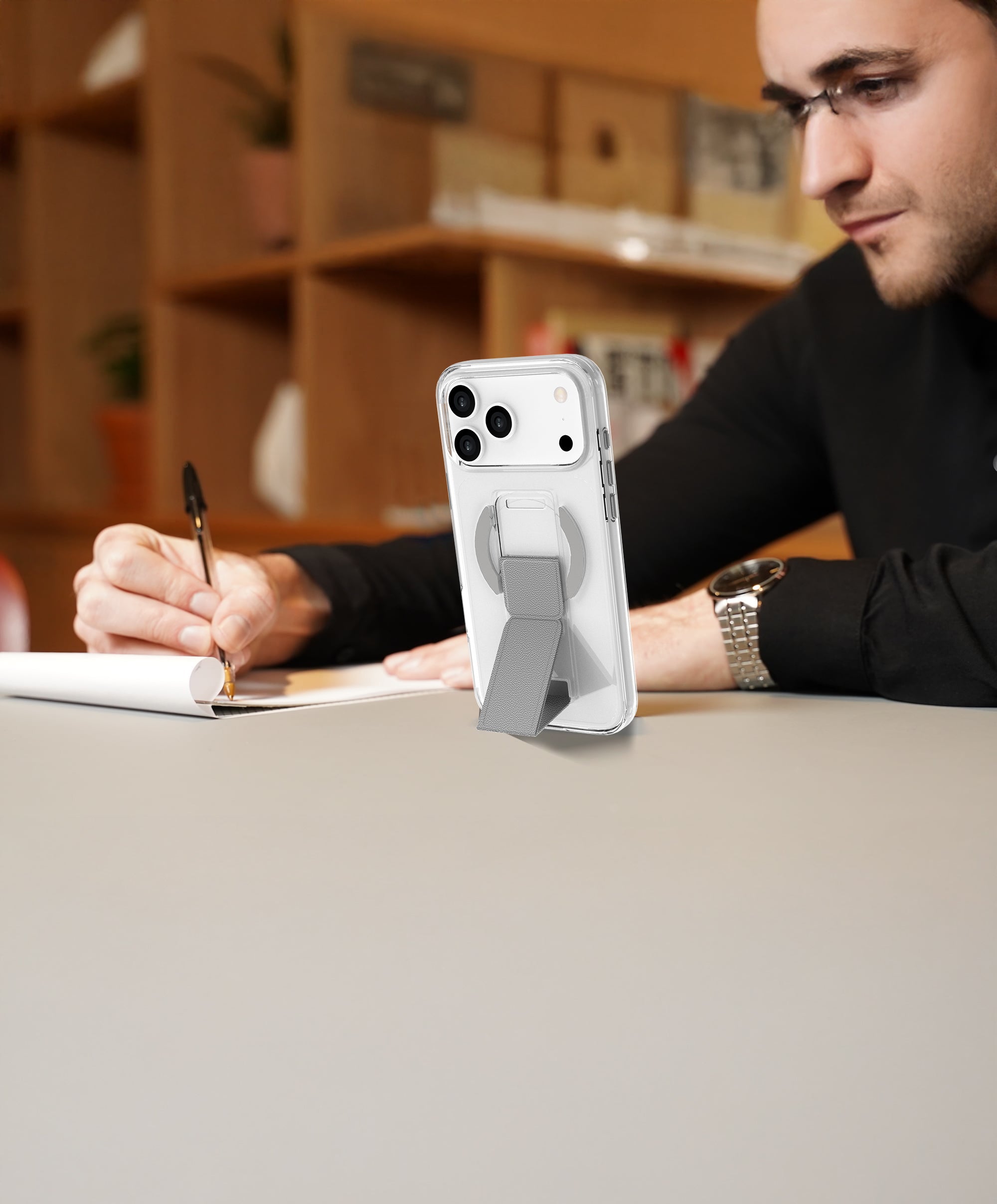 LZEL MagClear LeatherGrip Case for iPhone 17 Pro | Titanum